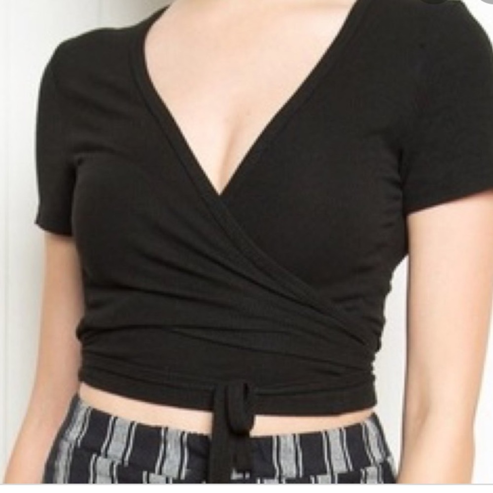 Brandy Melville black chandler wrap top!🖤